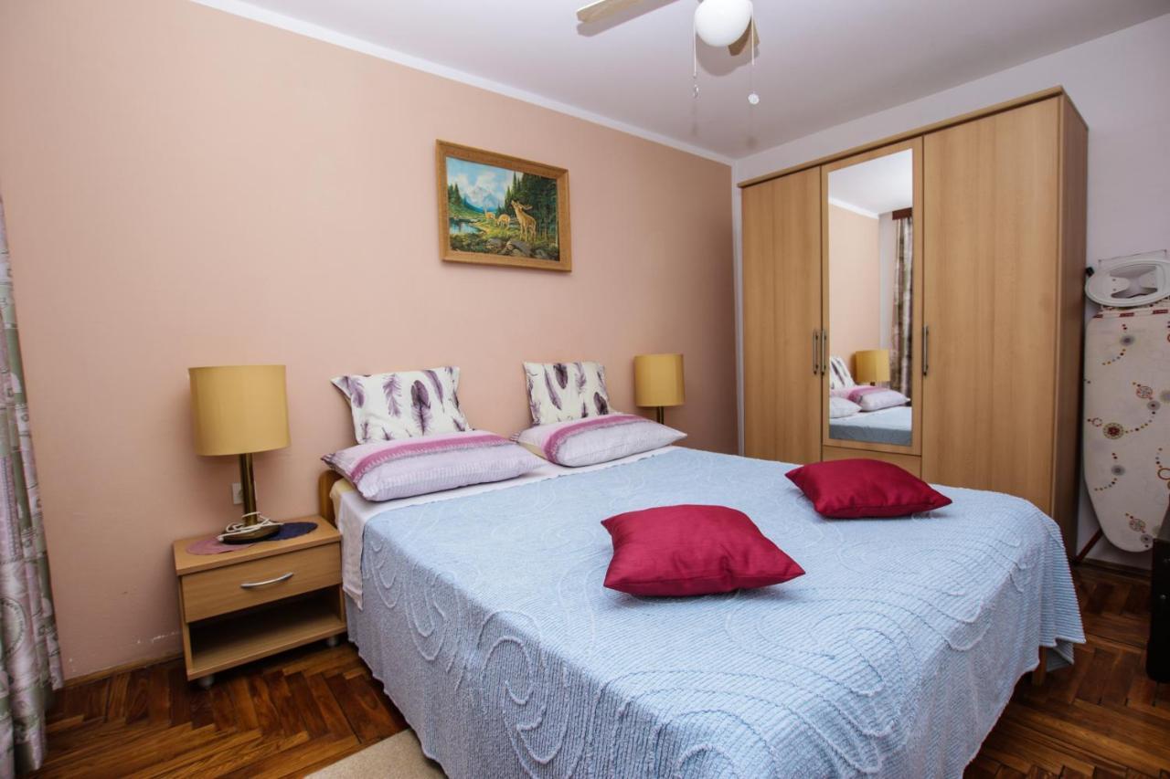 Apartments Dario Пореч Екстериор снимка