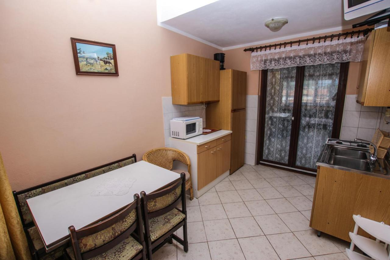 Apartments Dario Пореч Екстериор снимка